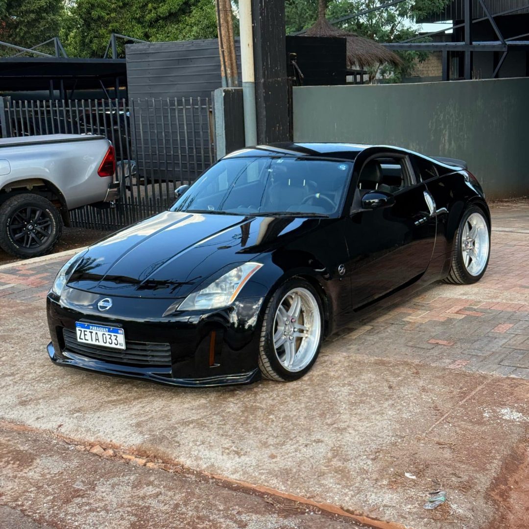 Nissan 350Z importado pela Kaze